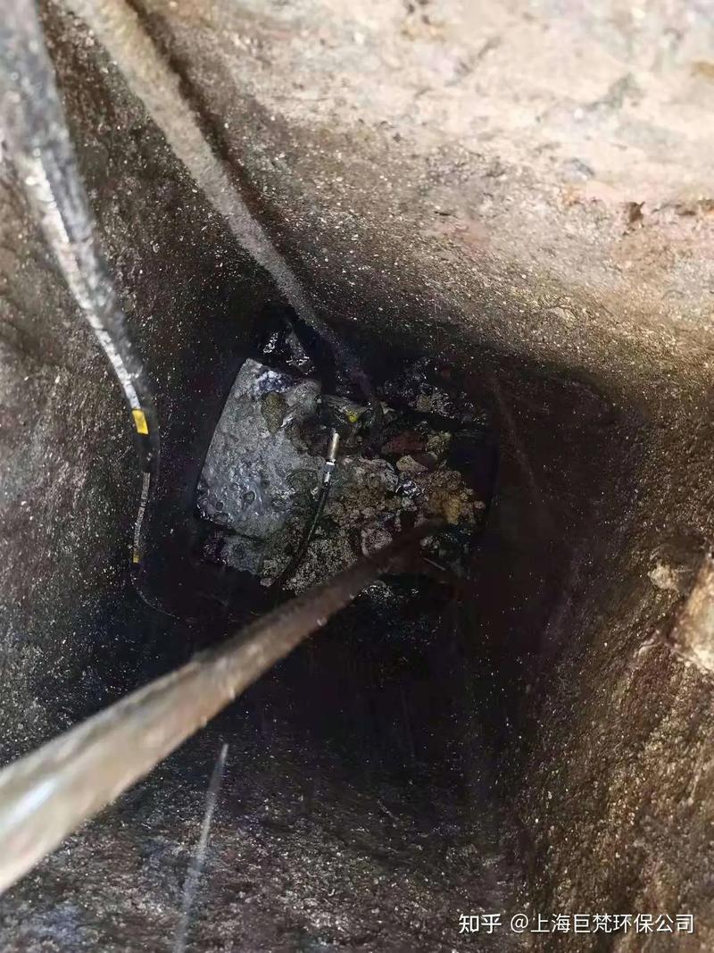 北京昌平区小汤山吸污抽粪电话.清掏化粪池 隔油池 抽污水池